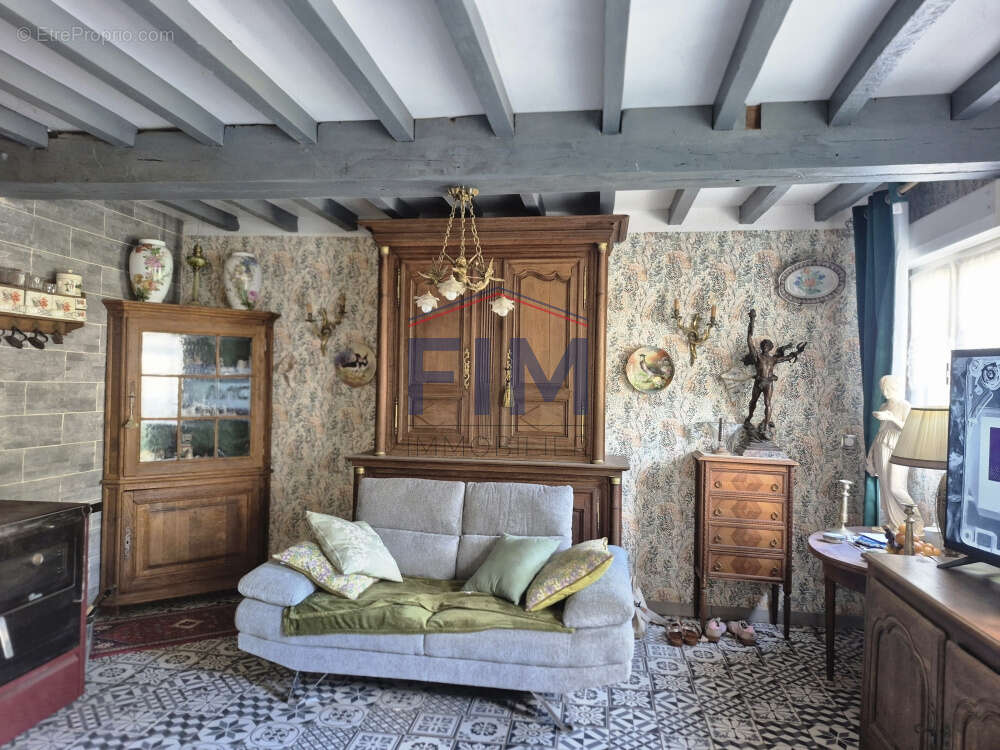 Maison à NEUFCHATEL-EN-BRAY