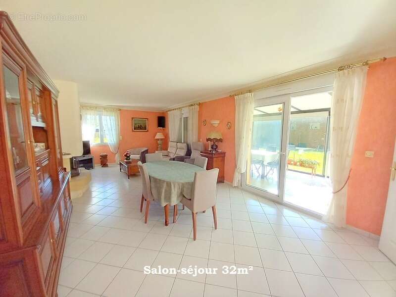 Maison à BONCHAMP-LES-LAVAL