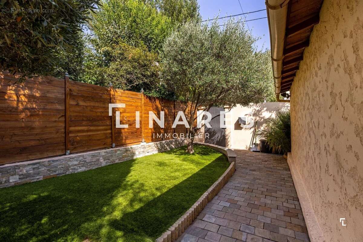 L'ÉCRIN DE LA TREILLE - Villa T4 de 85m² - Garage de 32m² - Terrain de 307m² - 13011 LA TREILLE - photo 15
