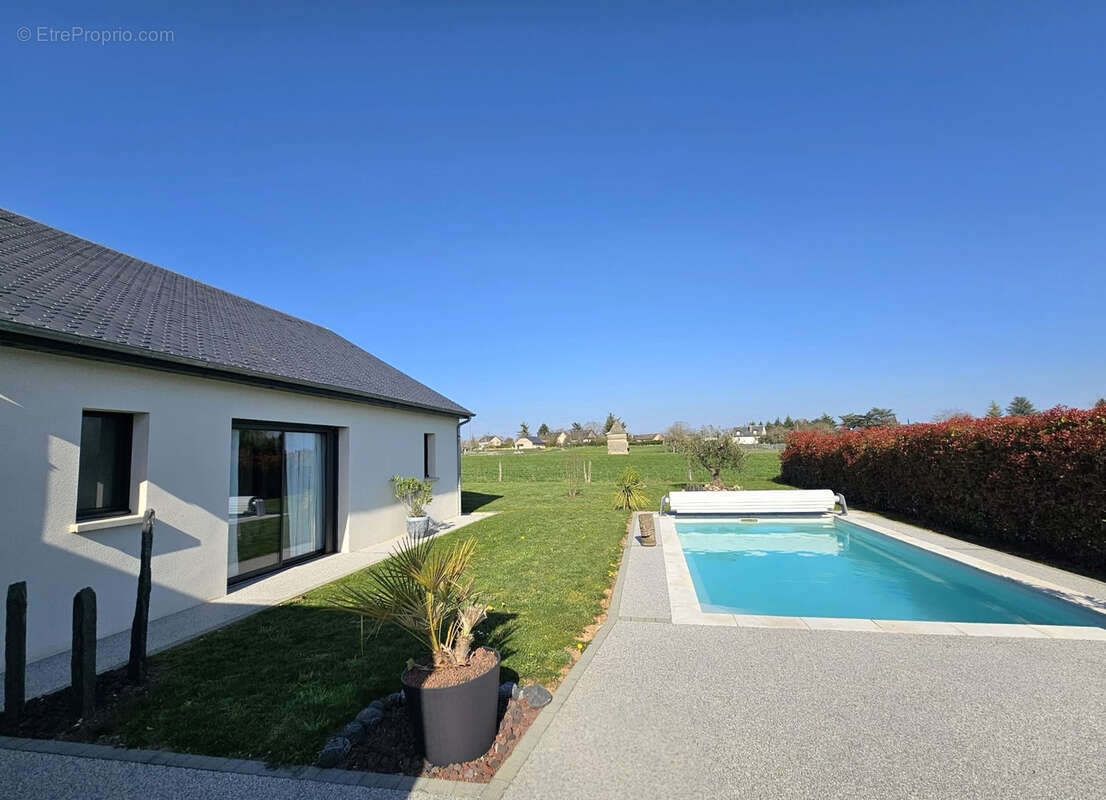 Maison à VALADY