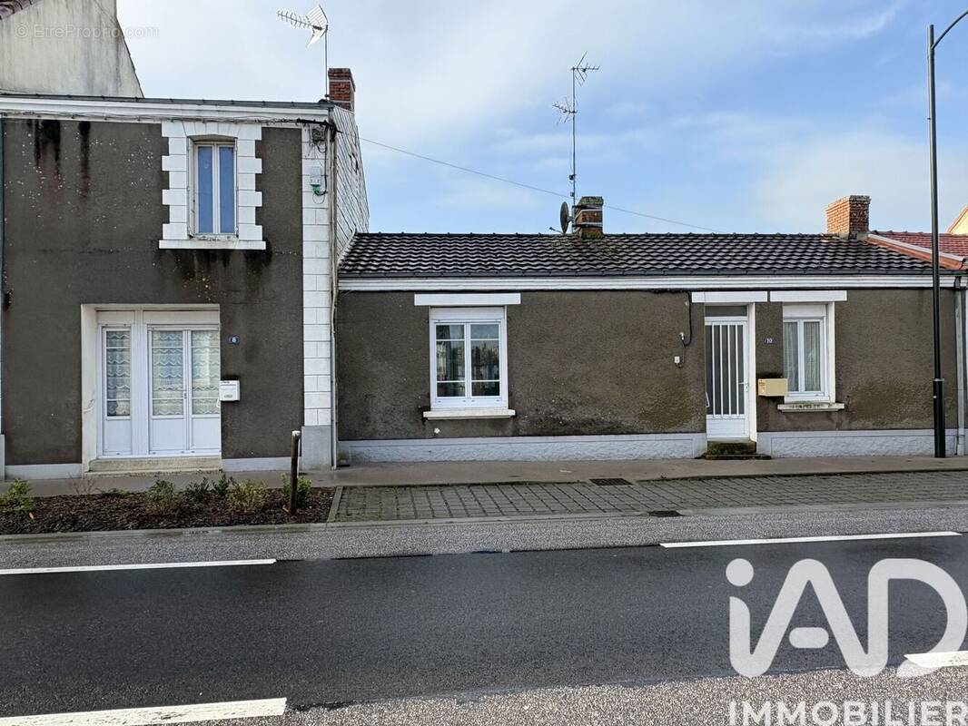 Photo 1 - Maison à CHAUVE