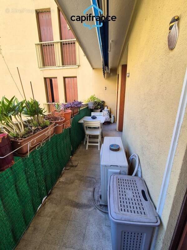 Appartement à MARSEILLE-5E