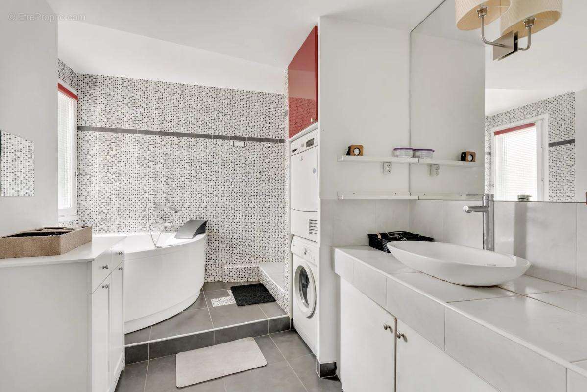 Appartement à SAINT-MAURICE