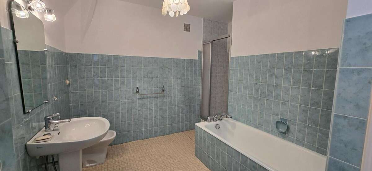 Maison à COULOUNIEIX-CHAMIERS