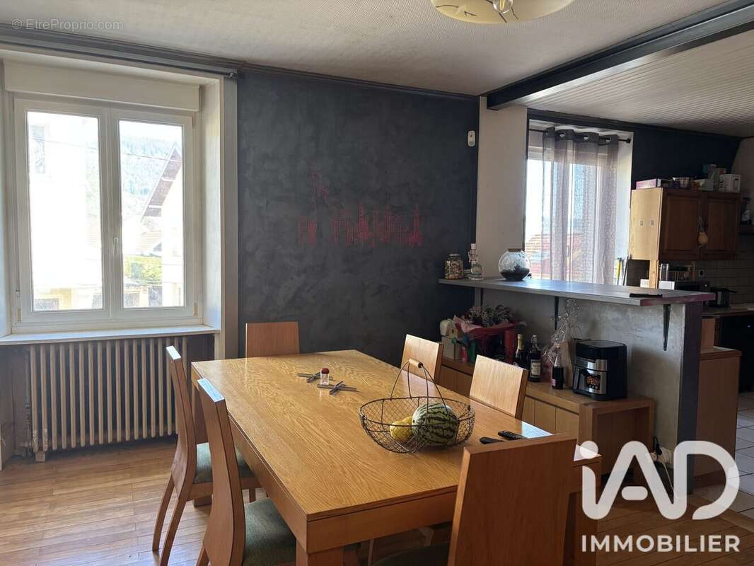 Appartement 95 m² à Morteau  - photo 2