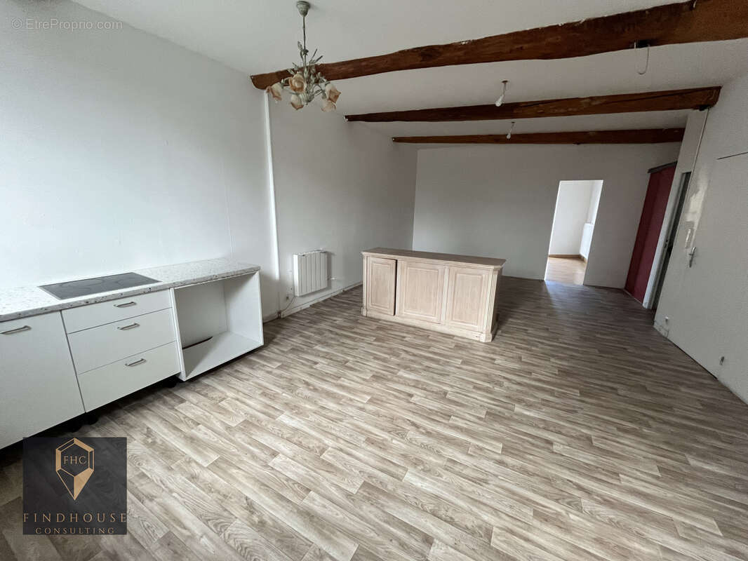 Appartement à L'ISLE-EN-DODON