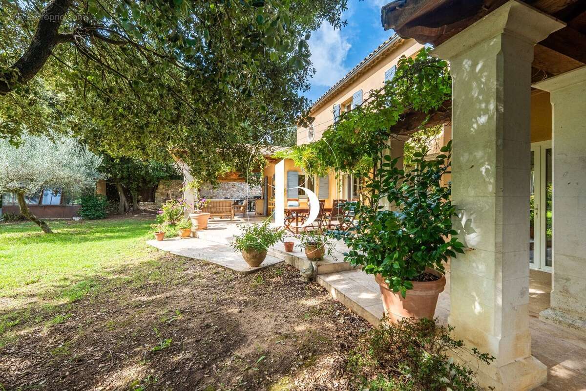 Maison à UZES