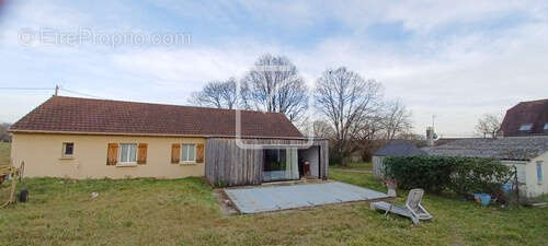 Maison à GOURDON