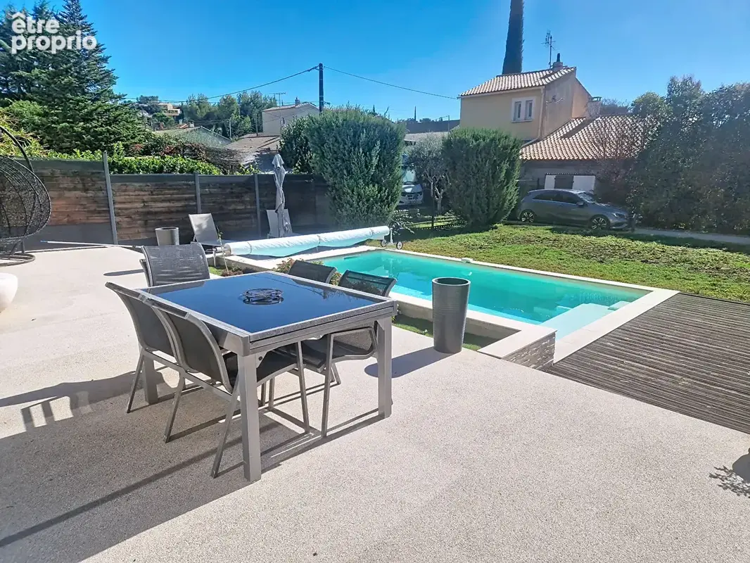 Maison Les Angles 5 pièce(s) 112 m2 plus garage sur 552 m² de terrain avec piscine. - photo 3