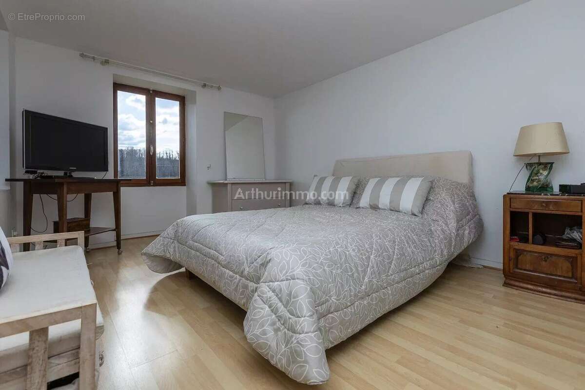 Maison à LE PONT-DE-BEAUVOISIN