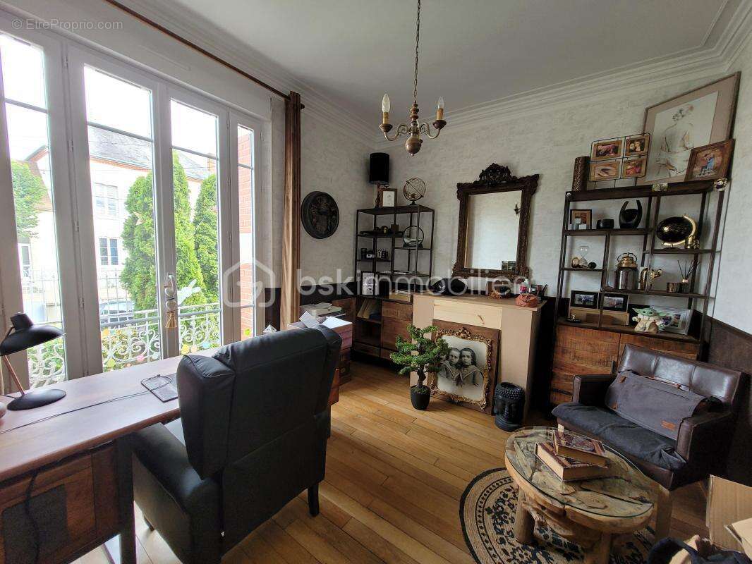 Maison à BEAUNE-LA-ROLANDE