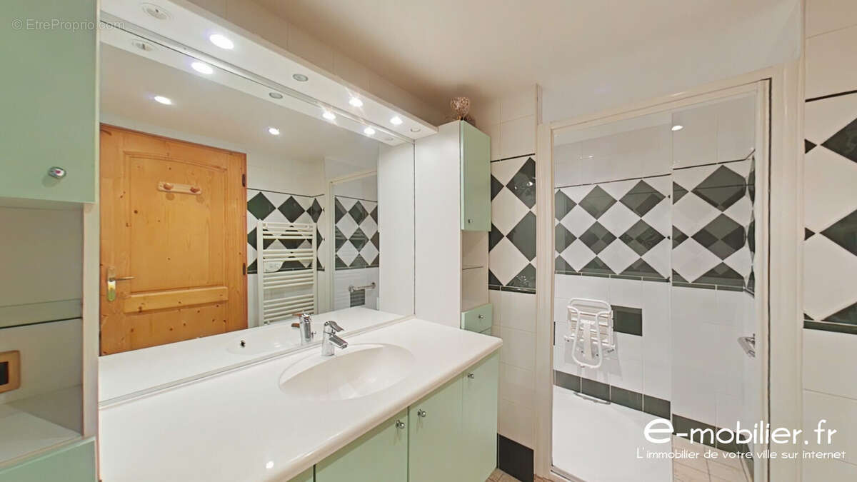 Maison à SAINT-MARCEL