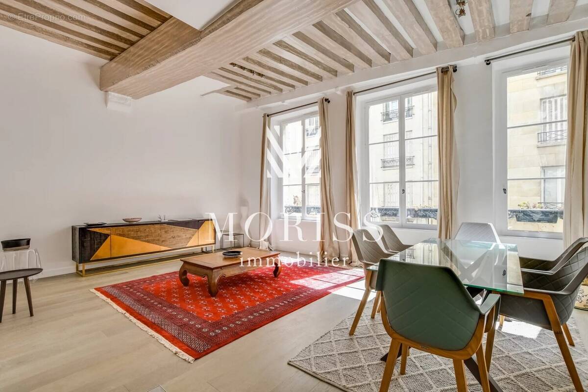 Appartement à PARIS-4E