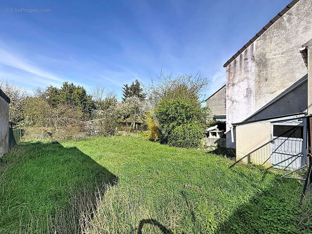 Maison à MAREUIL-LES-MEAUX