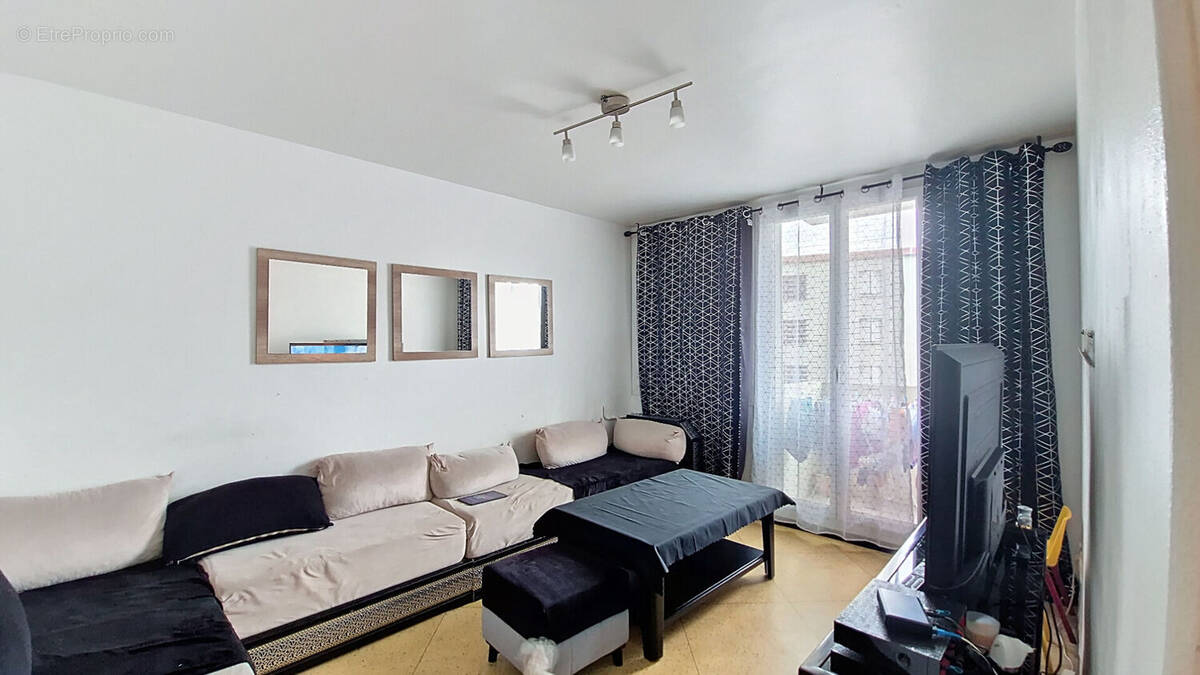 Appartement à MARSEILLE-13E