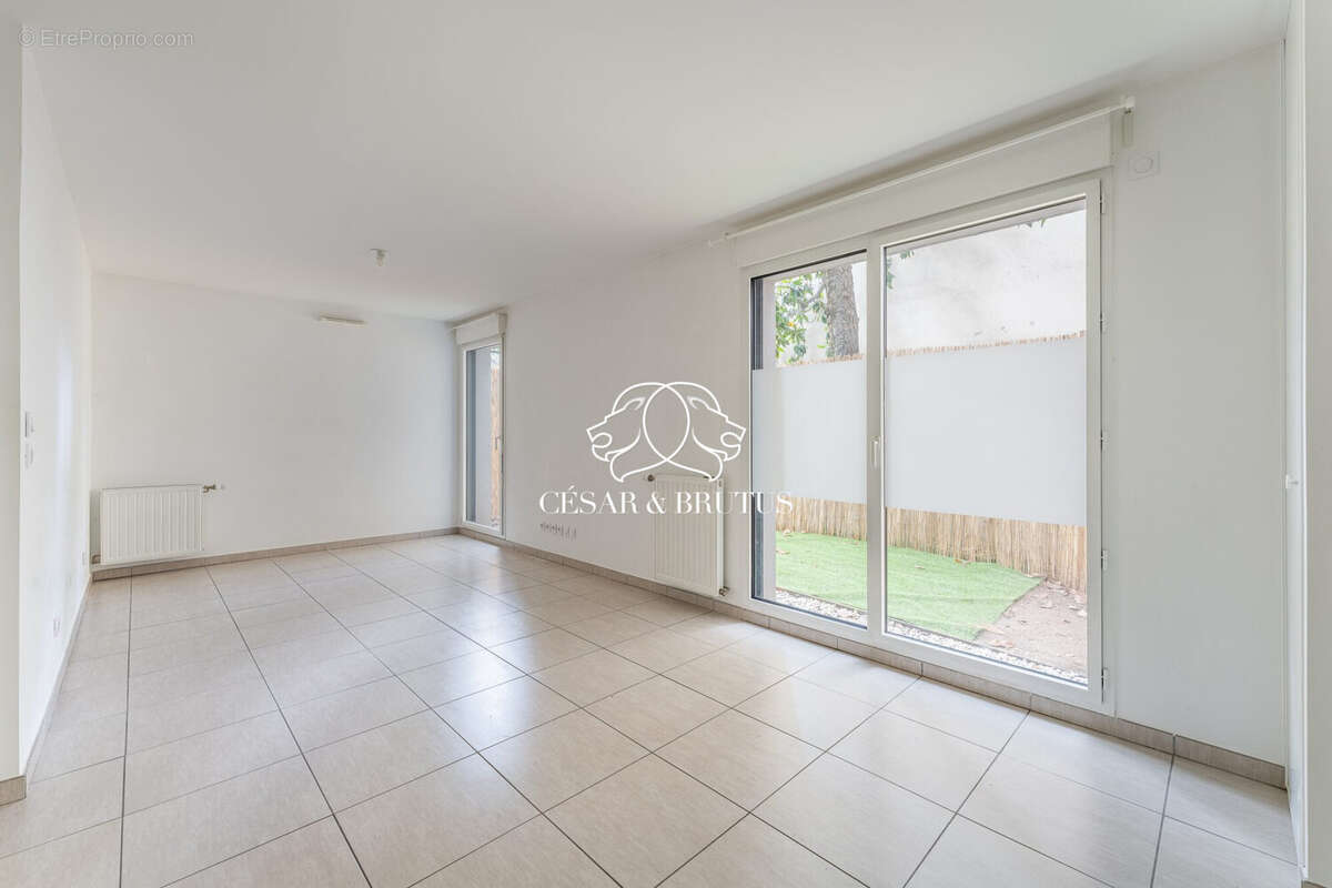 Appartement à LYON-8E