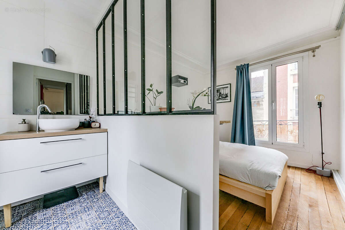 Appartement à PARIS-20E