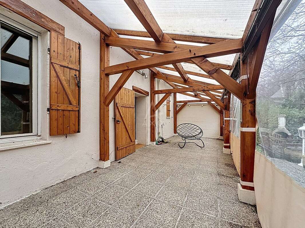 Demeure de caractère rare sur le secteur de Château-Renard - photo 13