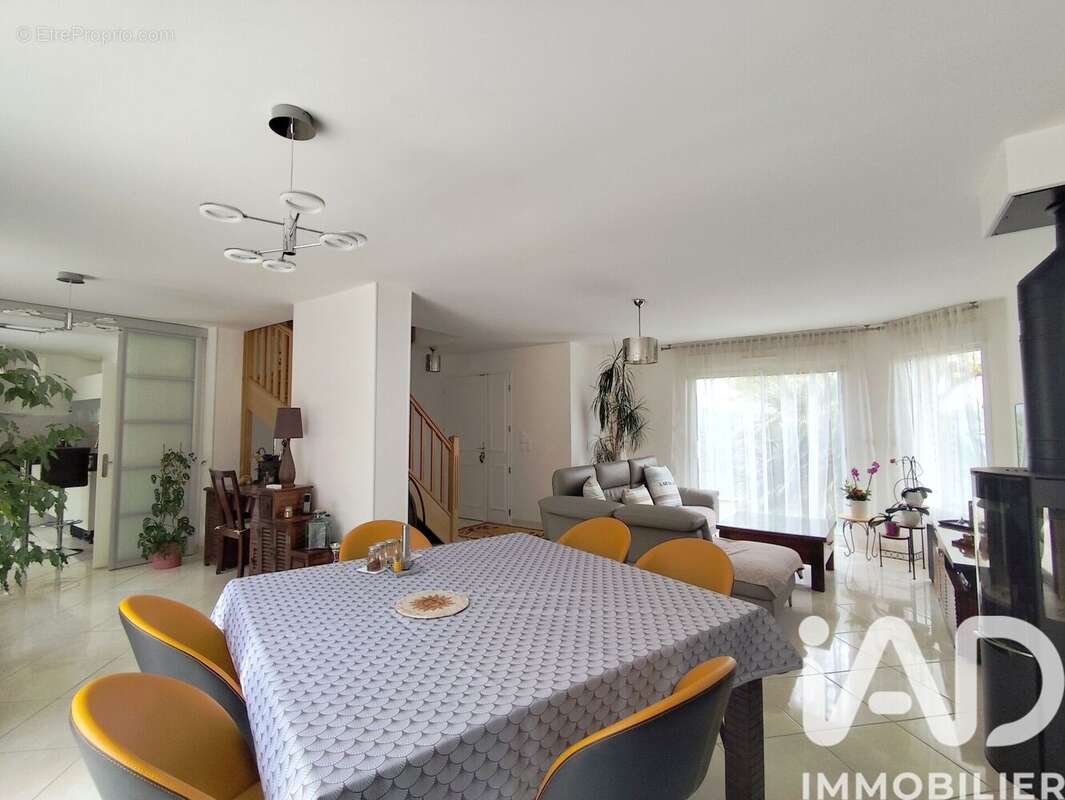 Photo 5 - Maison à LA VILLE-DU-BOIS