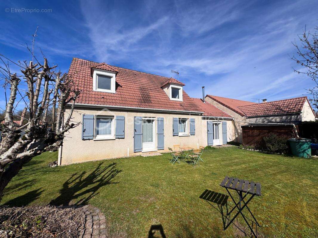 Maison à ROISSY-EN-BRIE