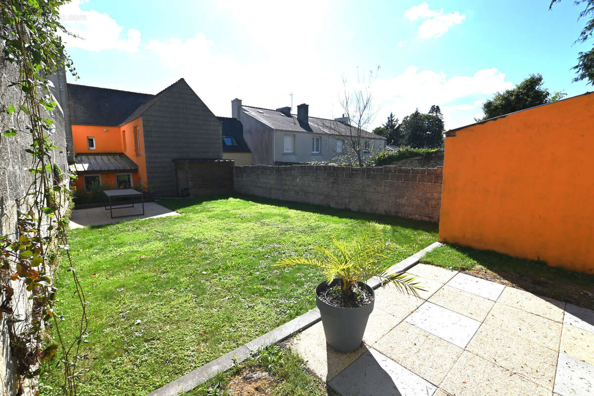 Maison à LANDIVISIAU