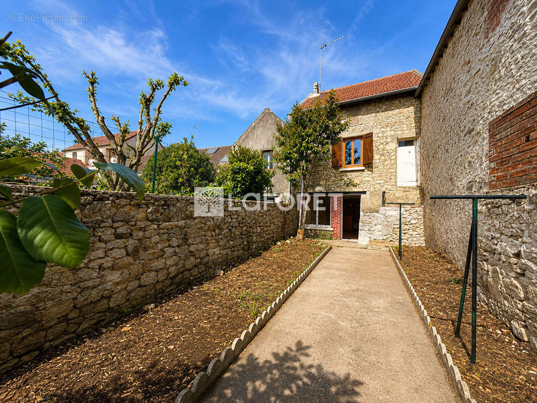 Maison ancienne de caractère à rénover ? Pierrelaye - photo 2