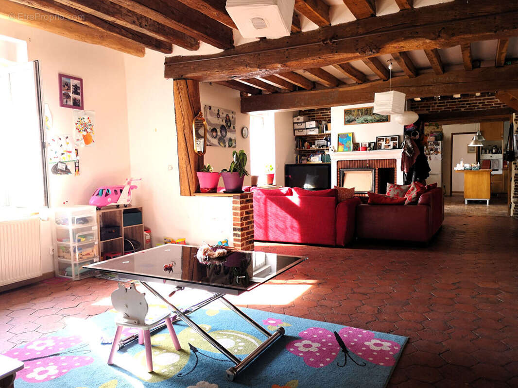 Maison à SAINT-ARNOULT-DES-BOIS