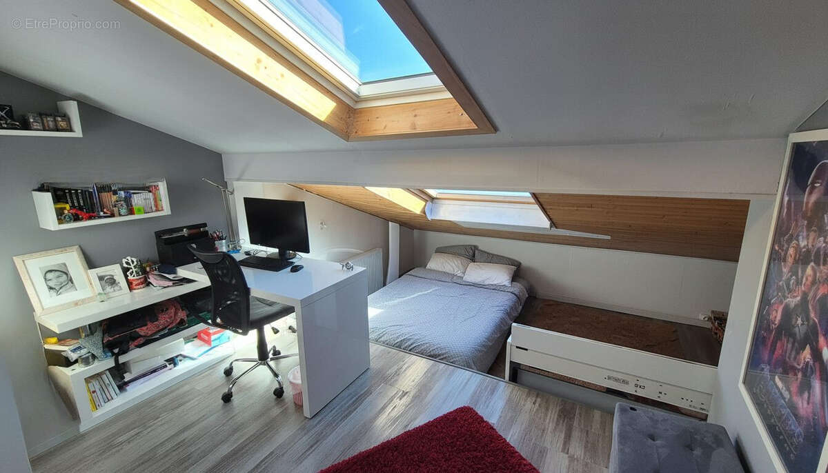 Maison 176 m² à Reignier  - photo 9