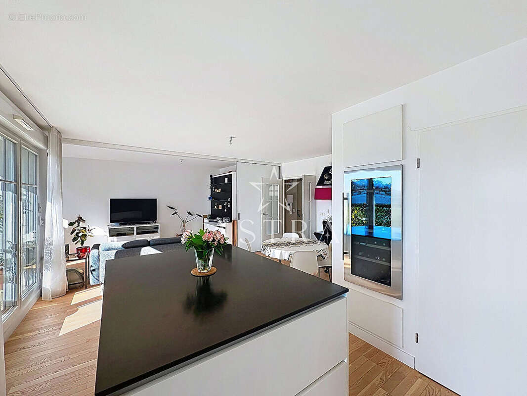 Appartement à LE PLESSIS-ROBINSON