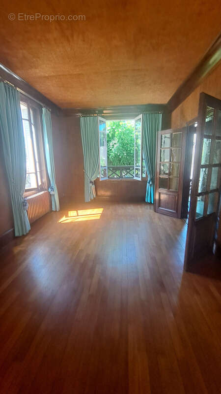 Maison à MALESHERBES