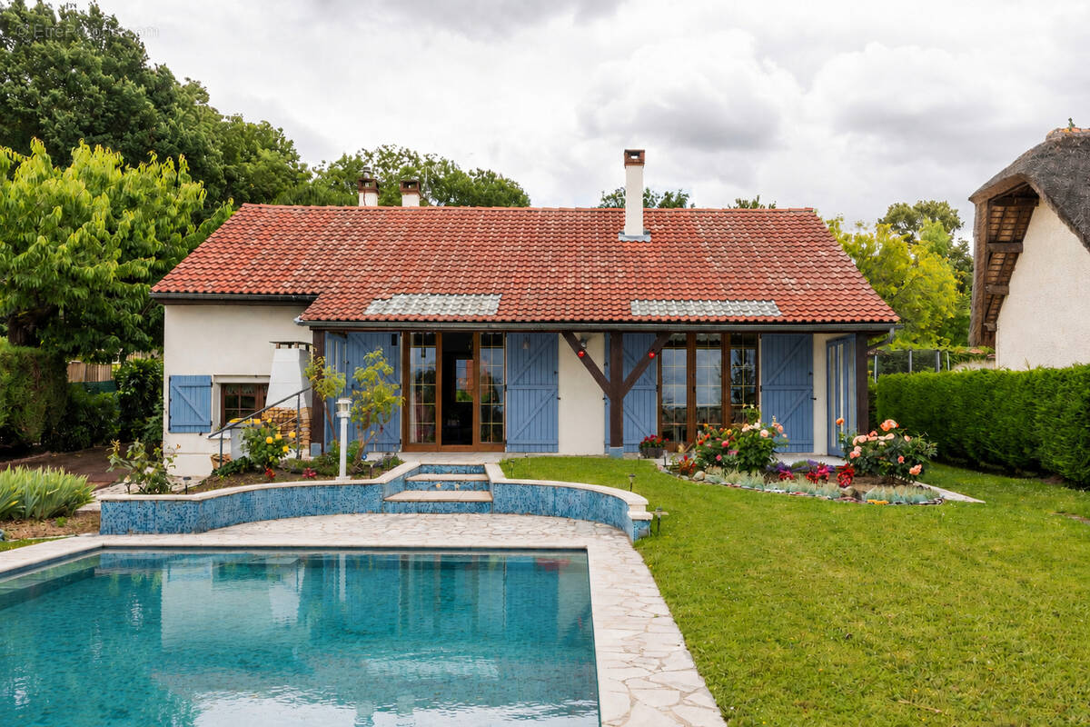 Maison à CHESSY