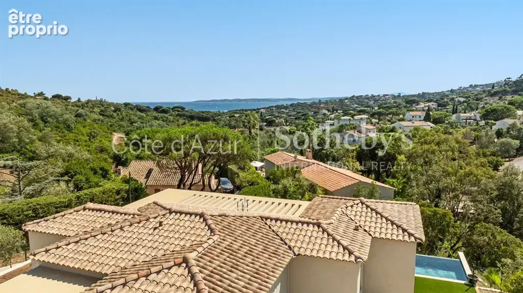 Les Issambres, villa provençale entièrement rénovée avec vue mer et piscine à débordement - photo 16