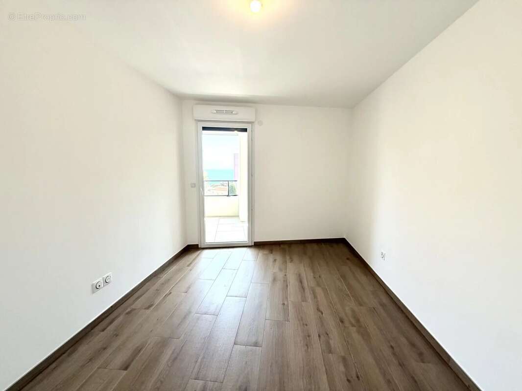 Appartement à CAP-D'AIL