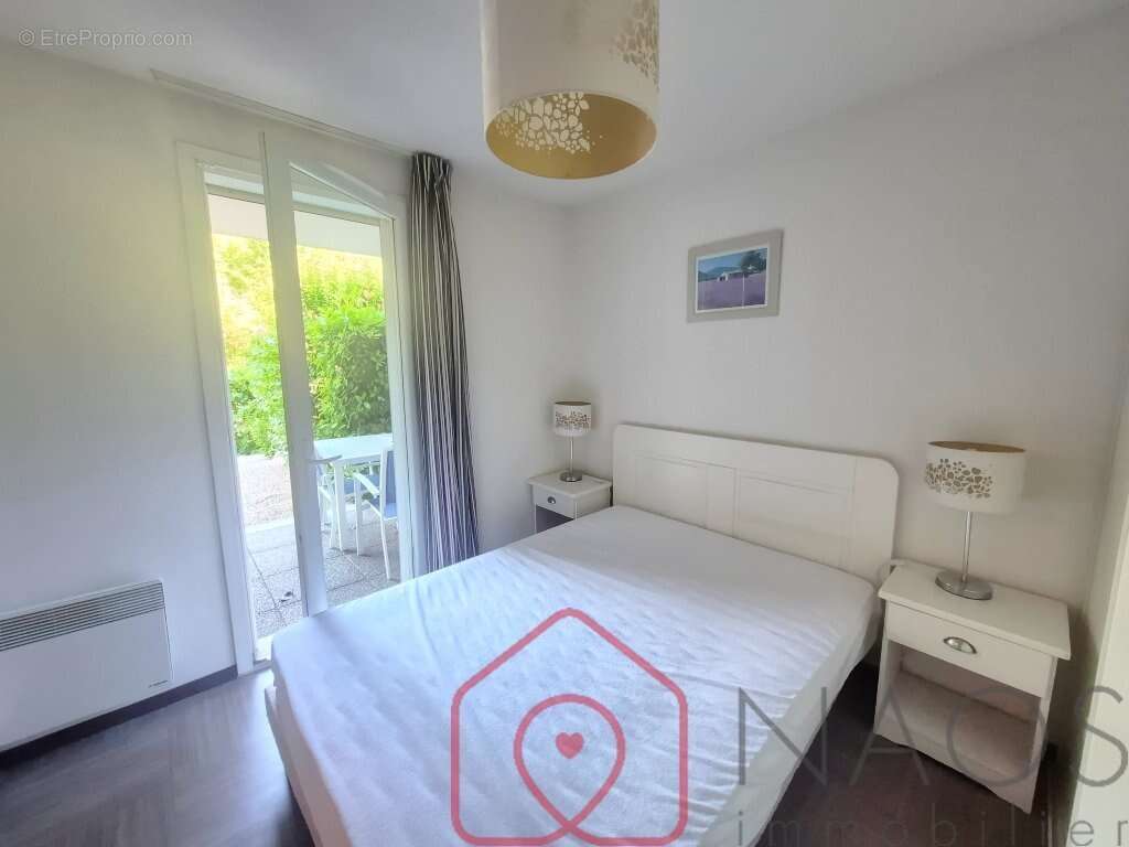 Appartement à GREOUX-LES-BAINS