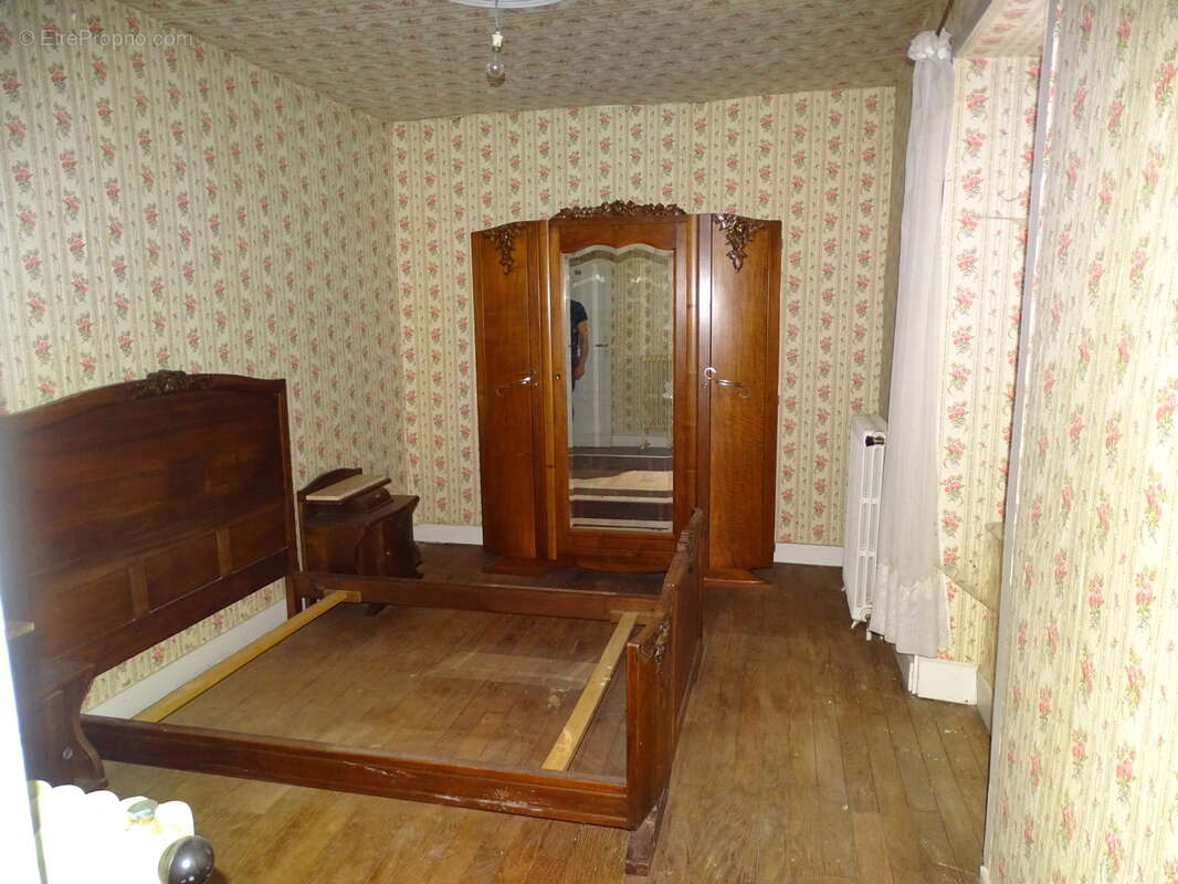 Appartement 342 m² à La Porcherie  - photo 50