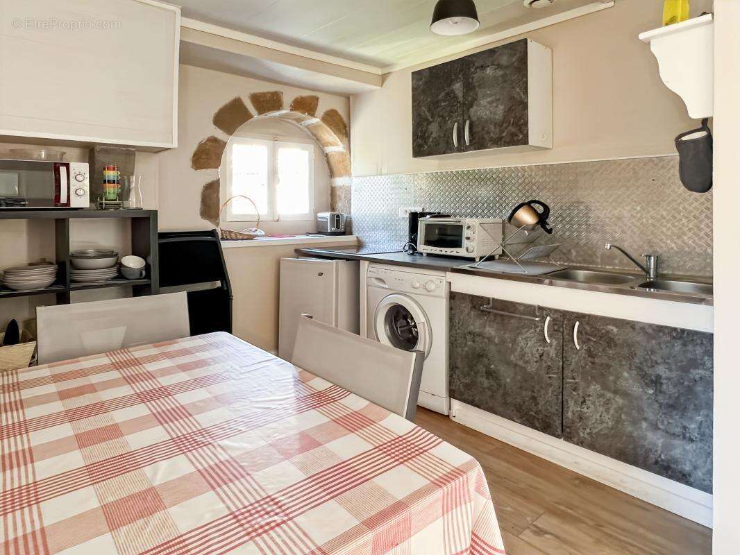 Appartement à LA BASTIDE-CLAIRENCE