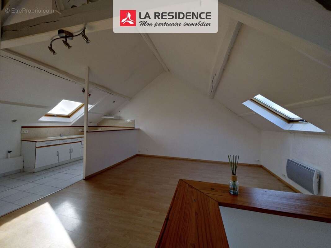 Appartement à LES MUREAUX