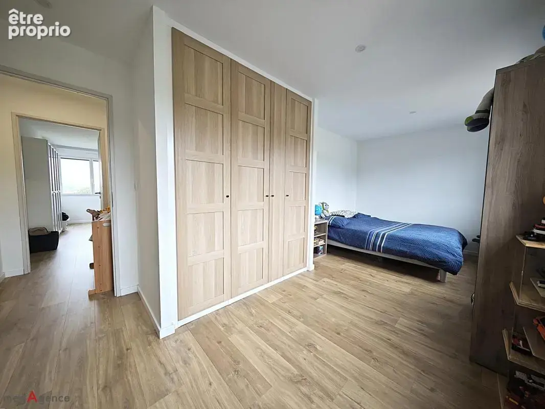 Maison contemporaine de 160 m² avec vue dégagée - photo 13