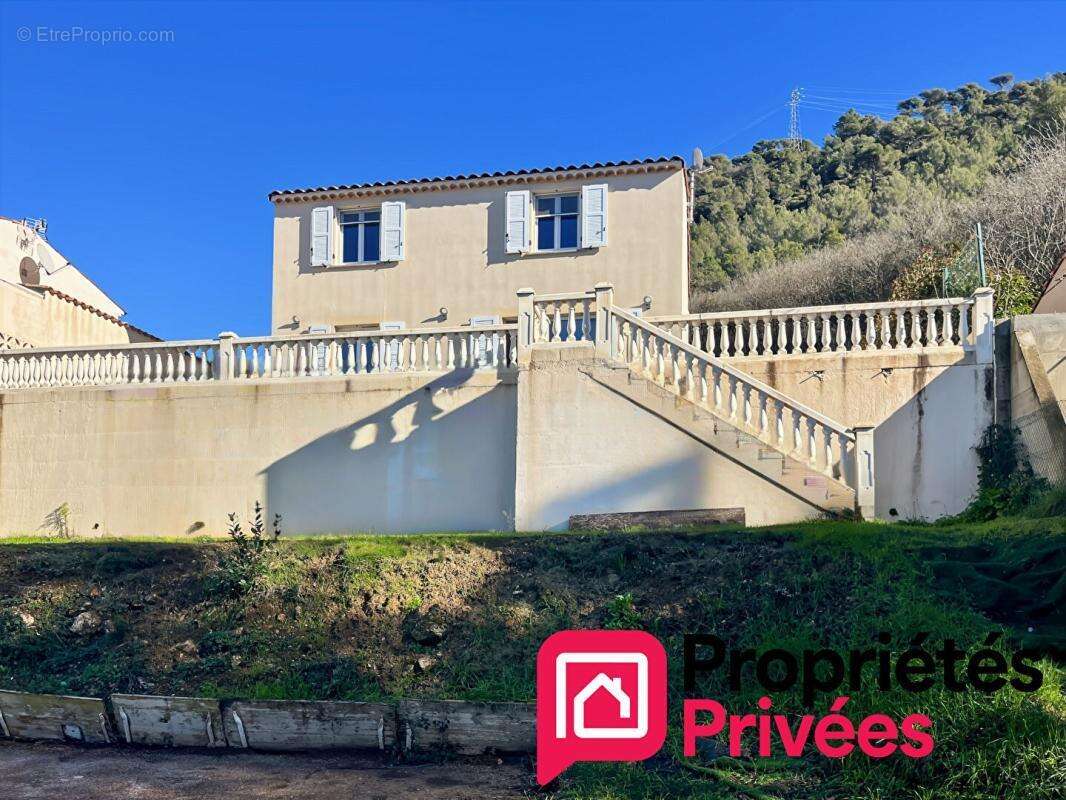 Maison à LA TRINITE