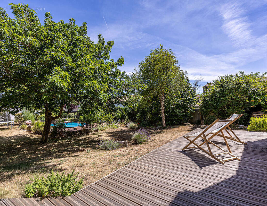 Maison familiale avec cachet, beau jardin, piscine - photo 2