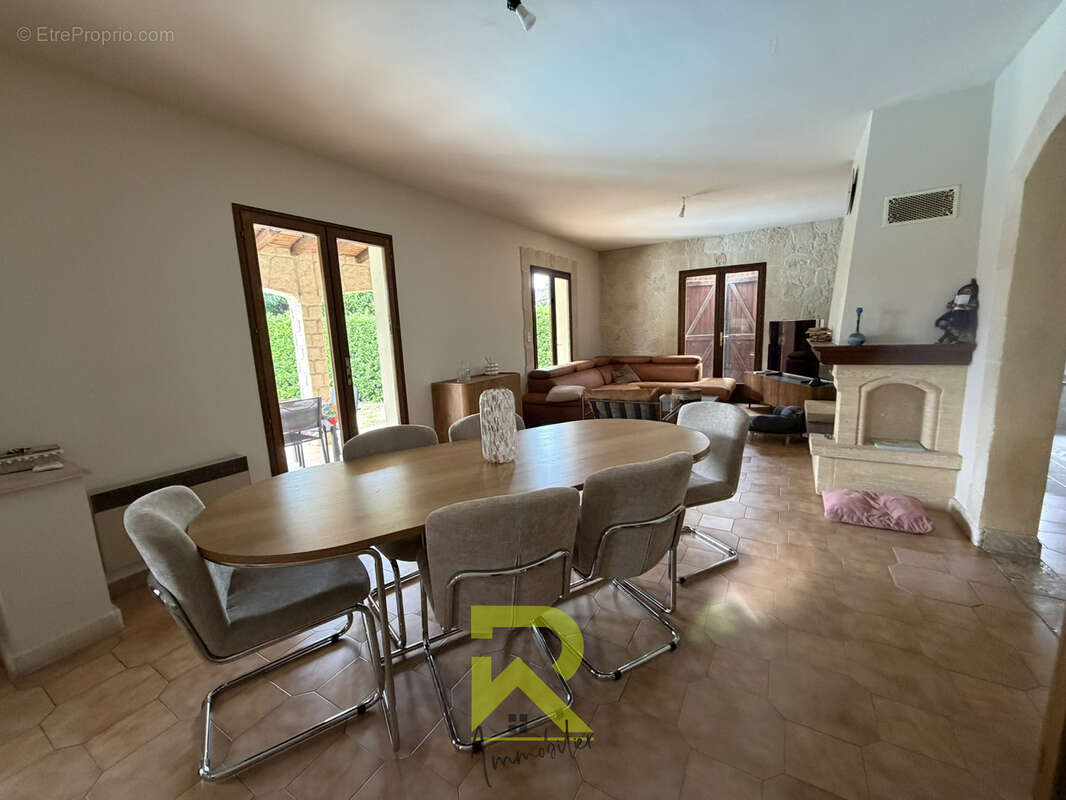 Florensac villa familiale  5 chambres - photo 4