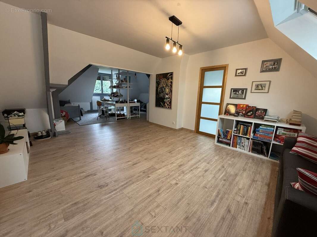 Maison à SAINTE-MARGUERITE-SUR-DUCLAIR