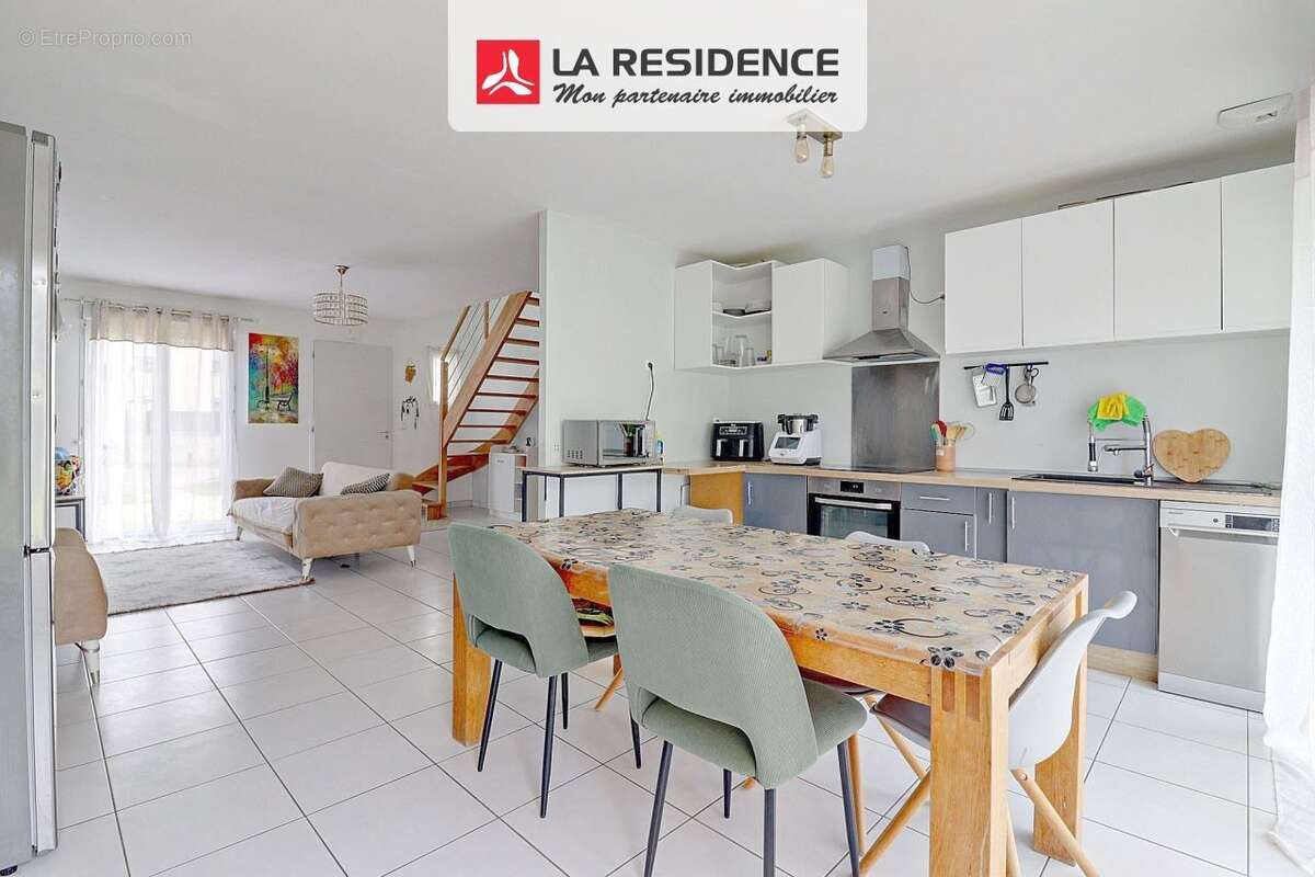 Maison 96 m² à Vineuil  - photo 4
