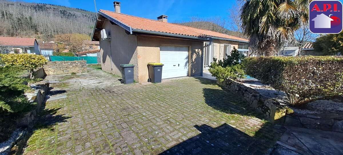 Maison à FOUGAX-ET-BARRINEUF