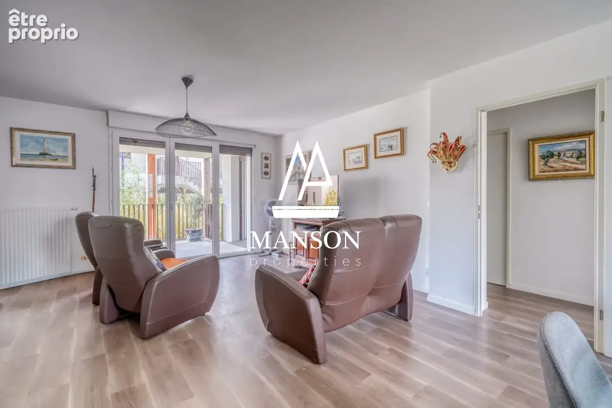 Photo Appartement à Floirac au prix de 241 000€