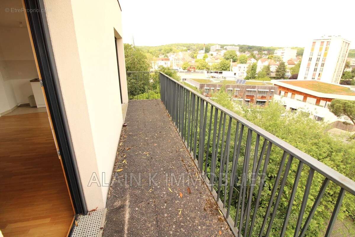 Appartement à CHAVILLE