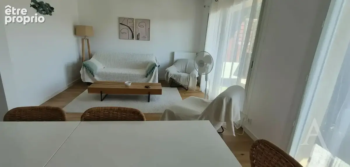 Appartement 4 pièces de 80 m²  Soustons - photo 2