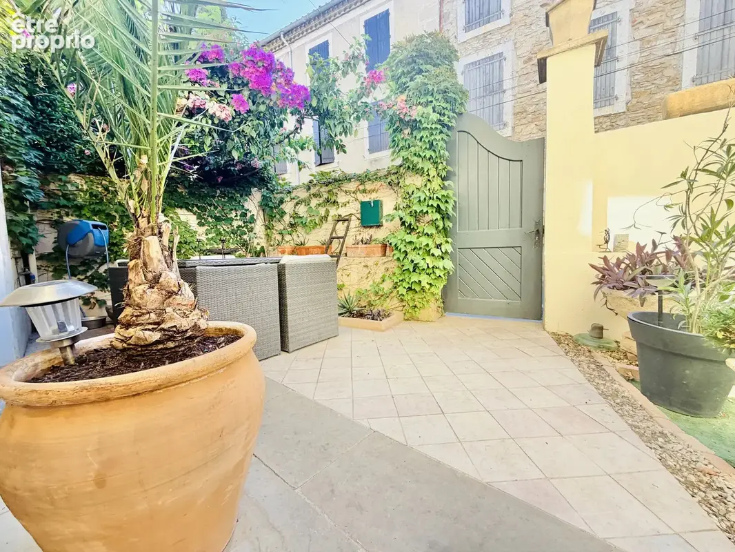 Une propriété d’exception, avec 5 chambres en suite et une terrasse ensoleillée - photo 17
