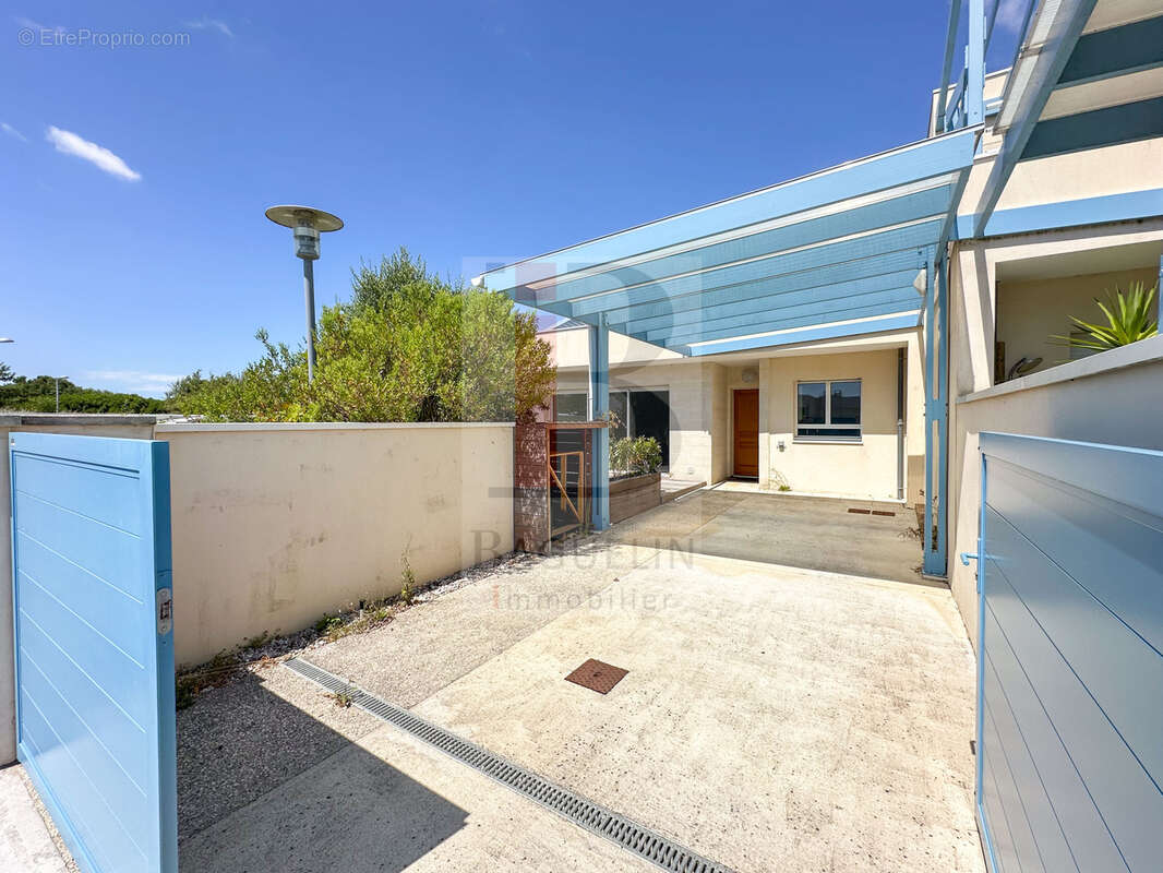 Maison à LA ROCHELLE