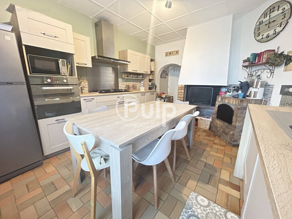 Maison à MONTIGNY-EN-GOHELLE